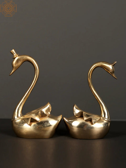 Mr. & Mrs. Swan Couple Statue | Home Decor