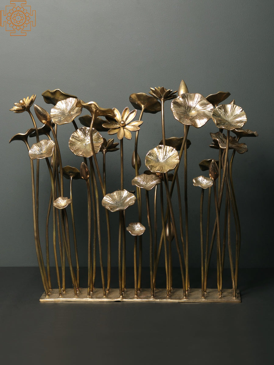 20" Brass Bunch of Flowers and Buds Home Decor Statue