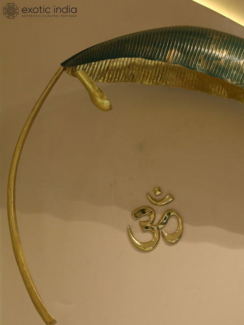 45" Brass Attractive Banana Leaf Lamp For Wall