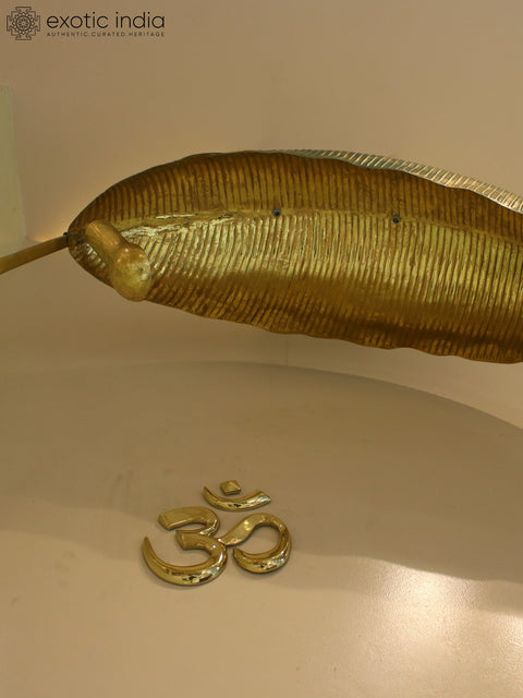 45" Brass Attractive Banana Leaf Lamp For Wall