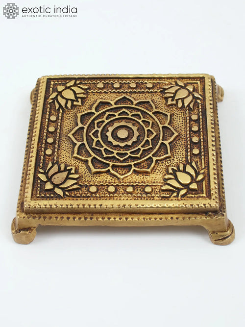Small Size Yantra Design Brass Puja Chowki Pedestal