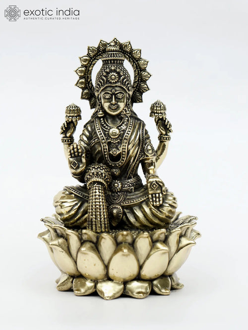 Small Superfine Blessing Goddess Lakshmi Brass Statue on Lotus