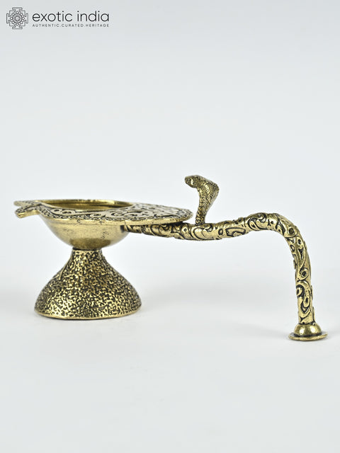 4" Small Superfine Handheld Arti Diya in Brass with Snake