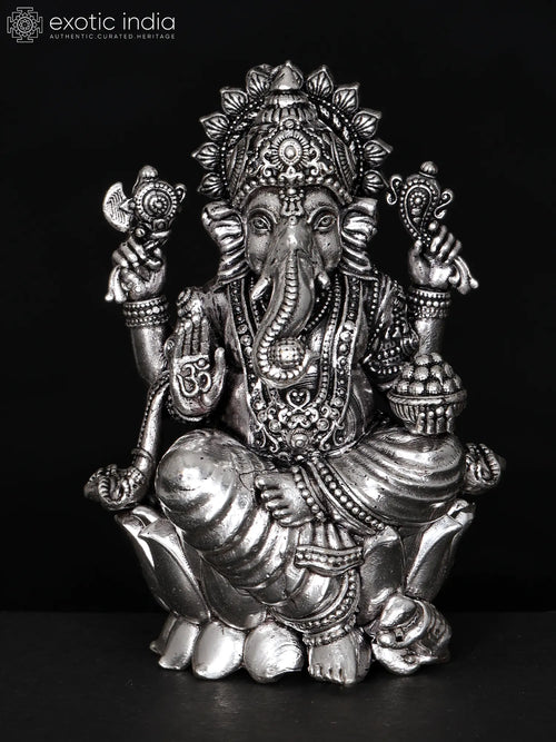 Small Superfine Ekadanta Ganesha Brass Statue for Pooja