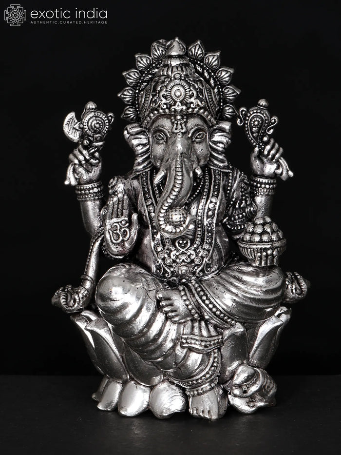 Small Superfine Ekadanta Ganesha Brass Statue for Pooja
