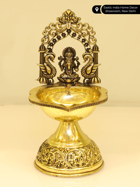 7" Superfine Lord Ganesha Diya (Lamp) in Brass with Kirtimukha Arch