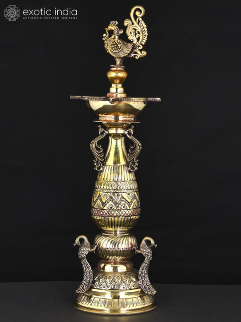 16" Superfine Designer Peacock Lamp in Brass