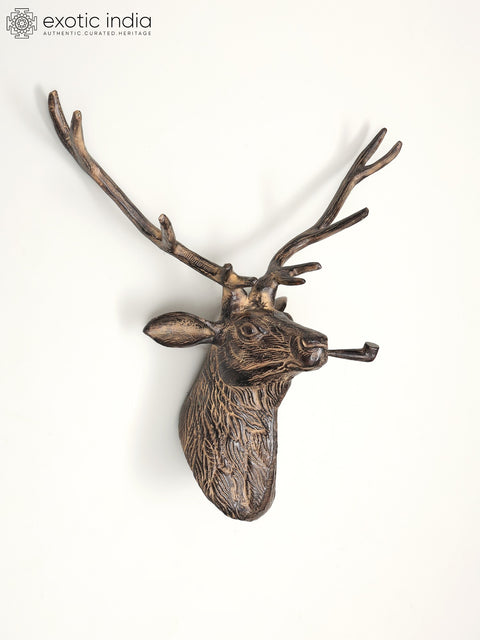 25" Modern Deer Statue with Sigar | Wall Hanging