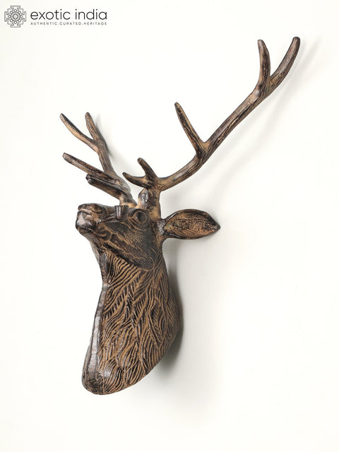 25" Modern Deer Statue with Sigar | Wall Hanging
