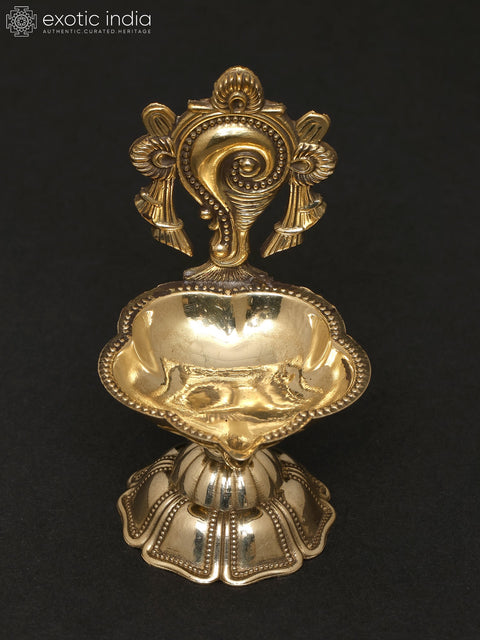 3" Small Brass Conch Lamp in Brass