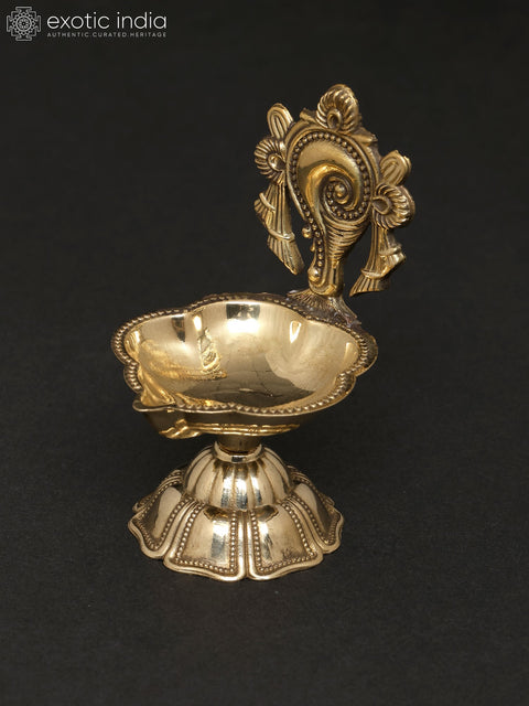 3" Small Brass Conch Lamp in Brass