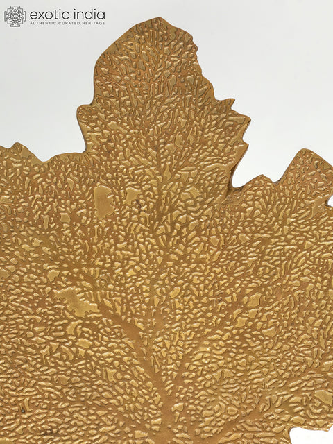 18" Leaf Design Stylish Brass Table