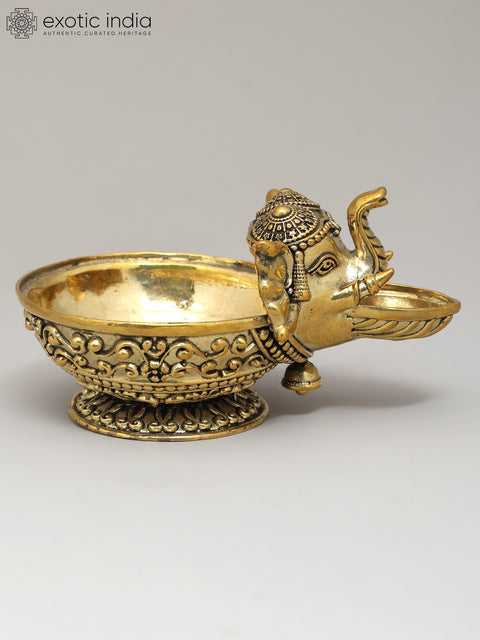 4" Small Superfine Elephant Design Diya (Lamp) in Brass