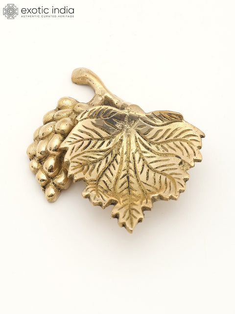 4" Decorative Brass Grape Bunch with Leaf Design for Wall Decor