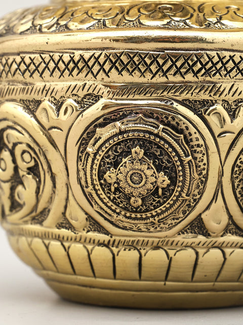 Brass Superfine Kalash with Chakra, Tilak and Conch (Vaishnava Symbols)