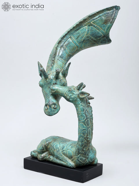 A Tale of Tenderness in Metal: Giraffe Mother and Child | Brass on Wood Home Decor