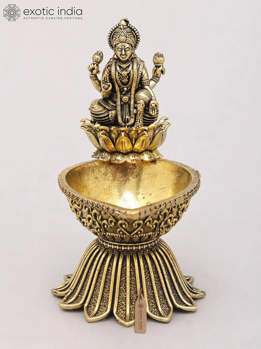 4" Brass Goddess Lakshmi Oil Diya Lamp for Pooja