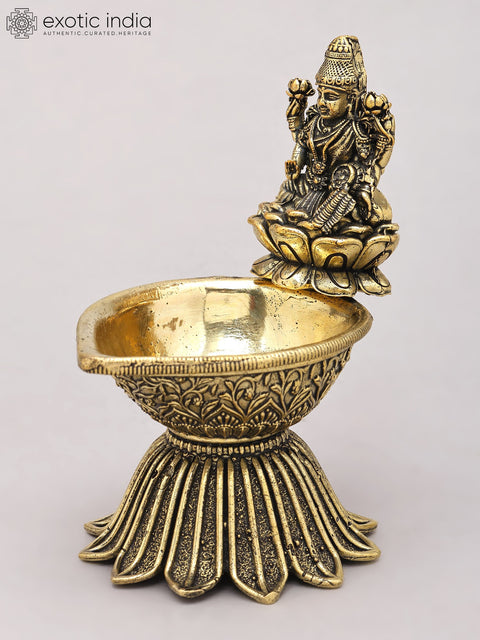 5" Small Superfine Goddess Lakshmi Diya (Lamp) in Brass