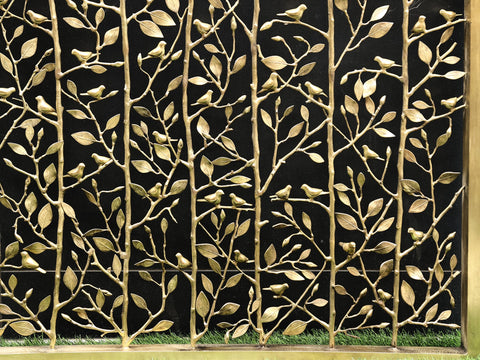 60" Leaf Beil Grill Board With Bird (Jali) In Brass