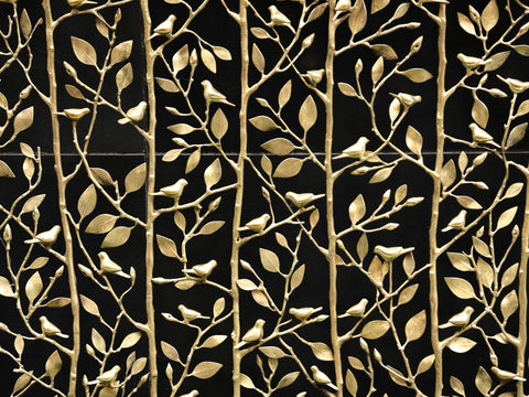 60" Leaf Beil Grill Board With Bird (Jali) In Brass