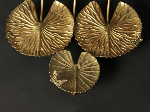 12" Brass Lotus Flowers and Bud Stylized Stand