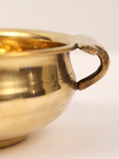 6" Brass Plain Design Urli