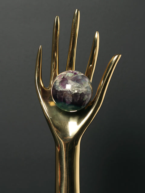 The World Is In The Palm | Home Decor