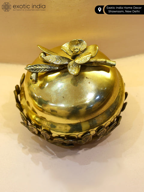5" Brass Bowl with Leaf Base Stand