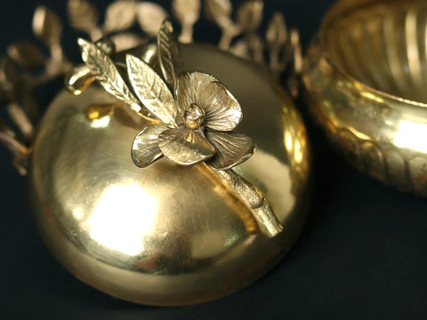 5" Brass Bowl with Leaf Base Stand