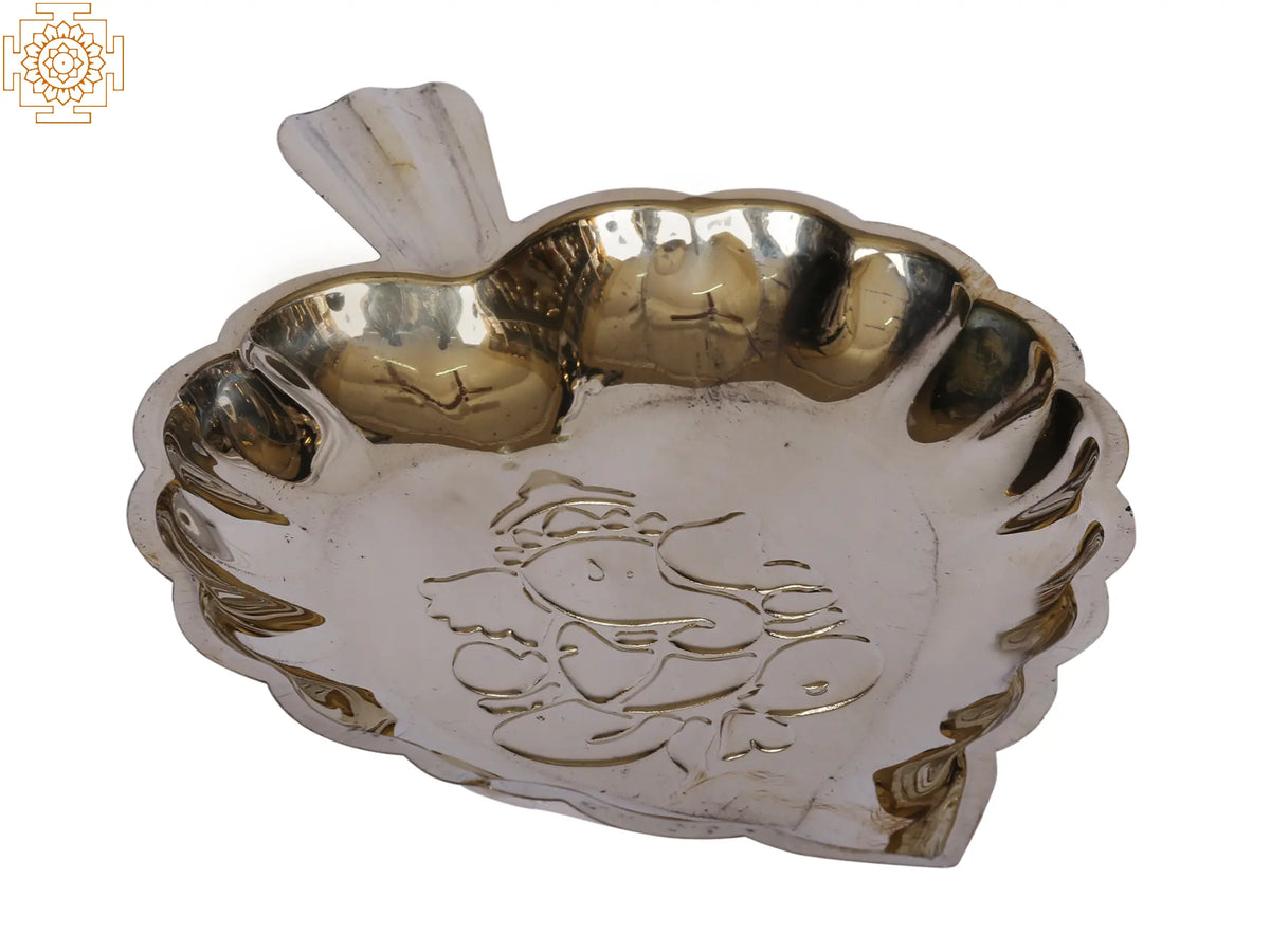 7" Brass Leaf Design Pooja Plate