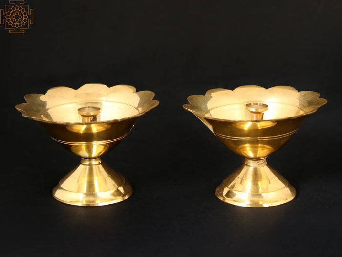 2'' Small Flower Shaped Deepam (Set of 2) | Brass