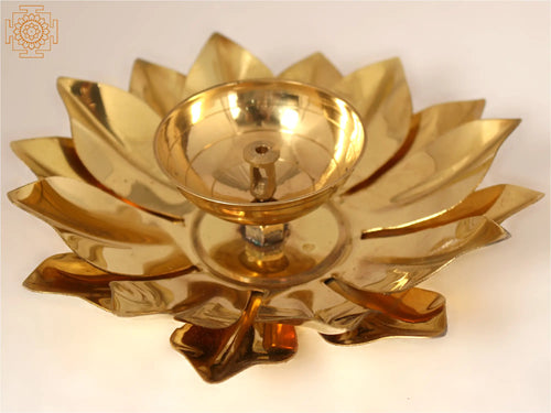 1" Small Brass Oil Lamp with Lotus Leaves for Pooja