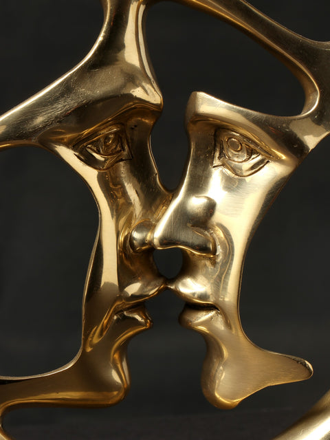 10" Lovers Rubbing Their Noses | Brass Decor Showpiece