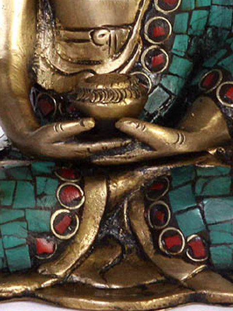 6" Buddha in Dhyana Mudra with Pindapatra