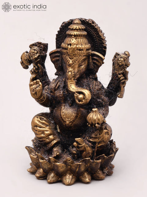 Small Lord Ganesha Eating Modak | Copper Idol