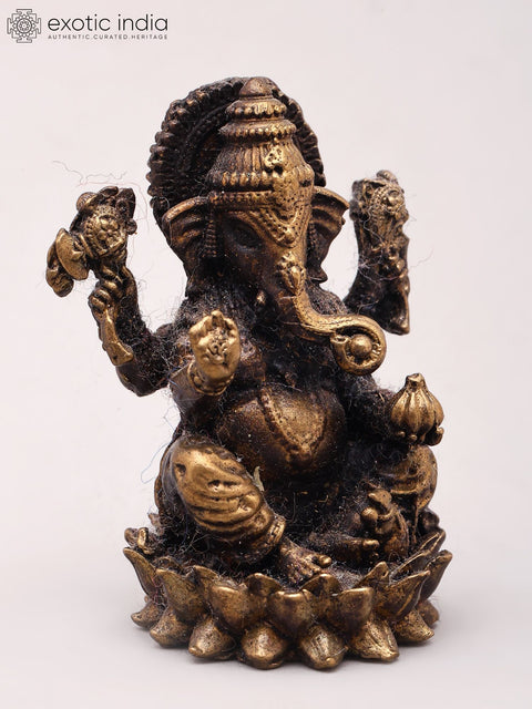 Small Lord Ganesha Eating Modak | Copper Idol