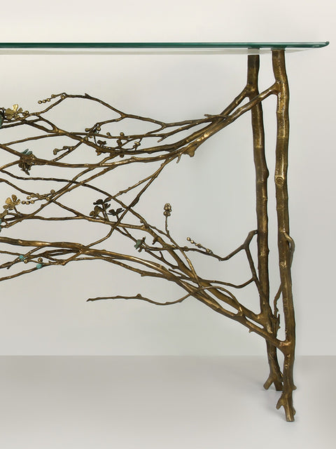 Elegance Design and Craftsmanship Console Table