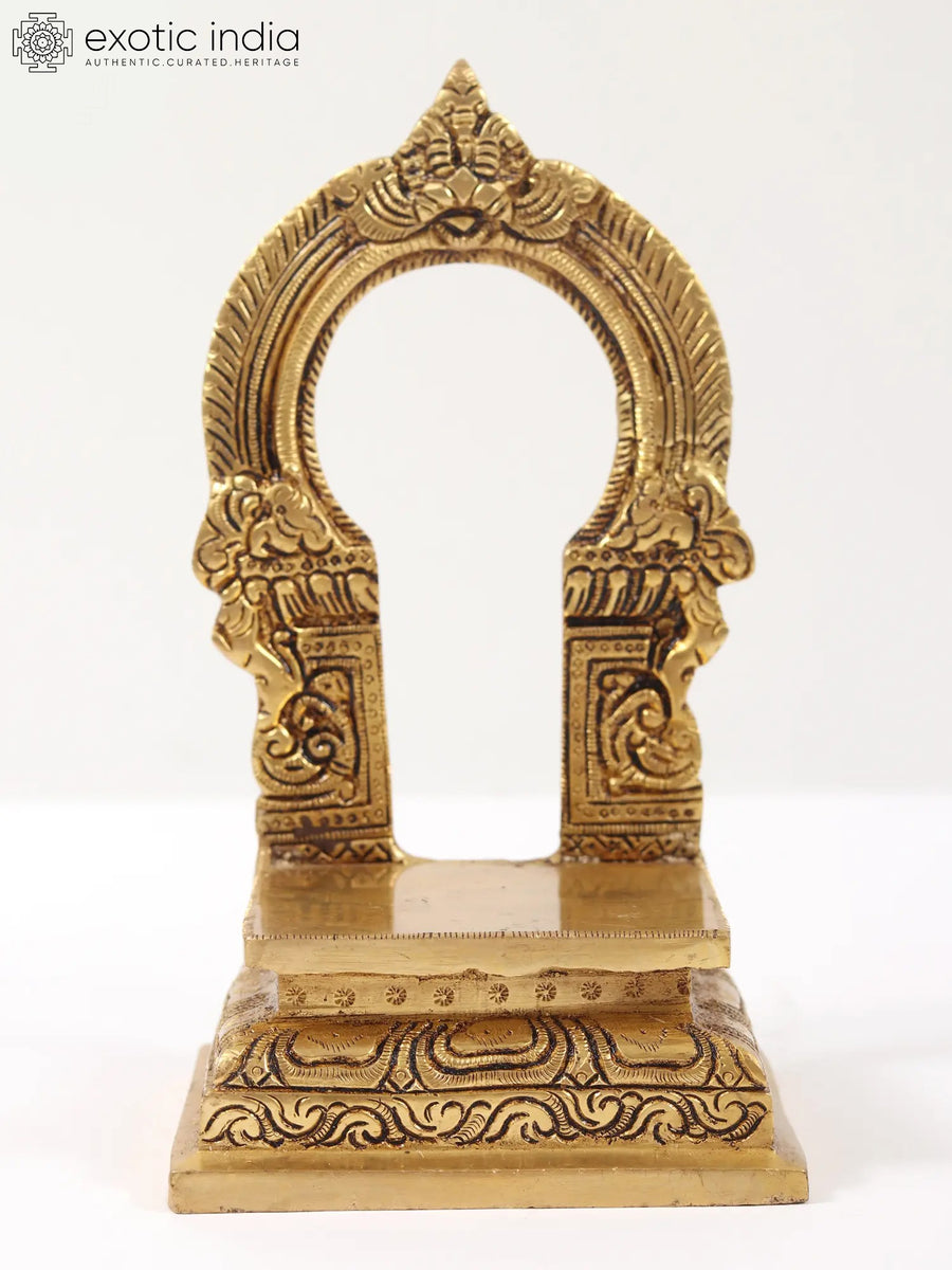7" Brass Throne with Kirtimukha Prabhavali Sculpture