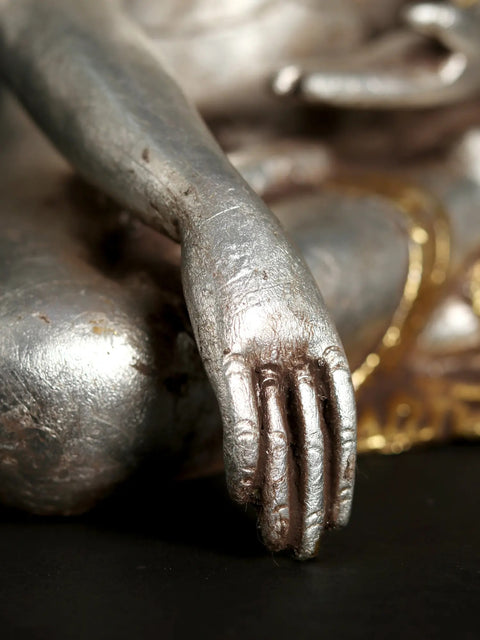 Bhumisparsha Buddha - The Movement of Buddha Attaining Enlightenment