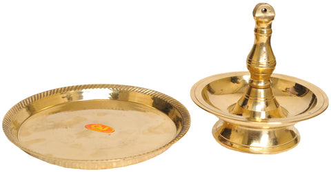 Wick Lamp with Supportive Plate