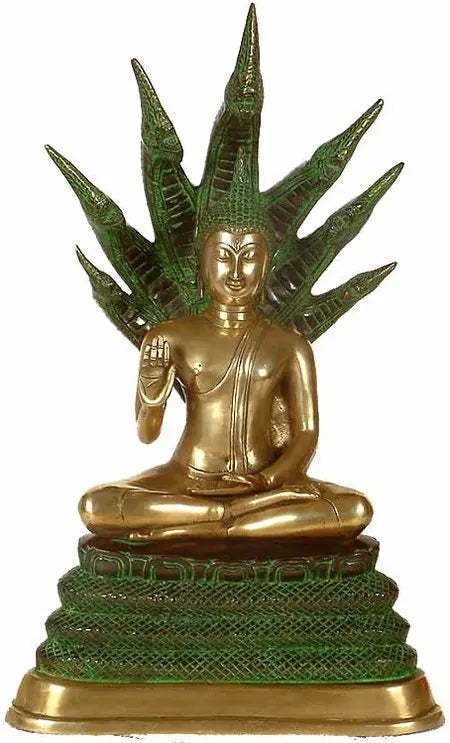 21" Spreading His Splendid Hood Over The Exalted One - Handmade Brass Sculpture