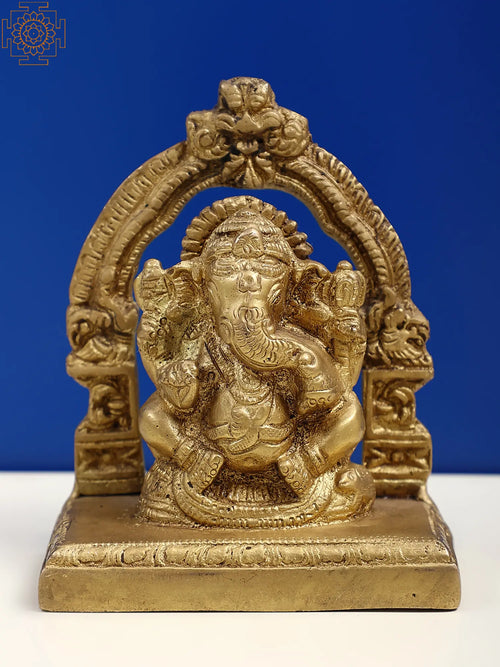 4" Small Brass Lord Ganesha Idol with Kirtimukha Prabhavali Handmade