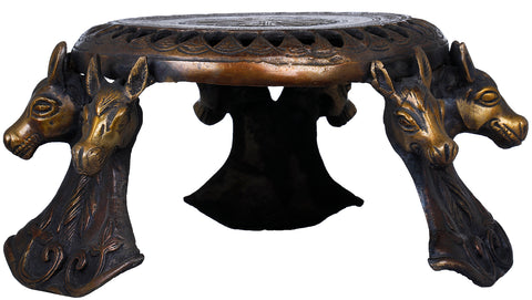 Pedestal on Horse Heads Stand