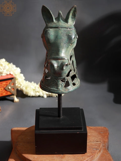 Horse Head on Stand