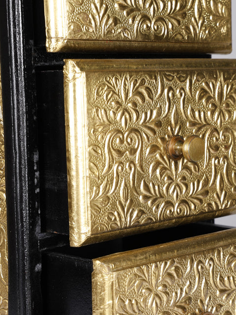 Finely Fully Decorated Pedestal