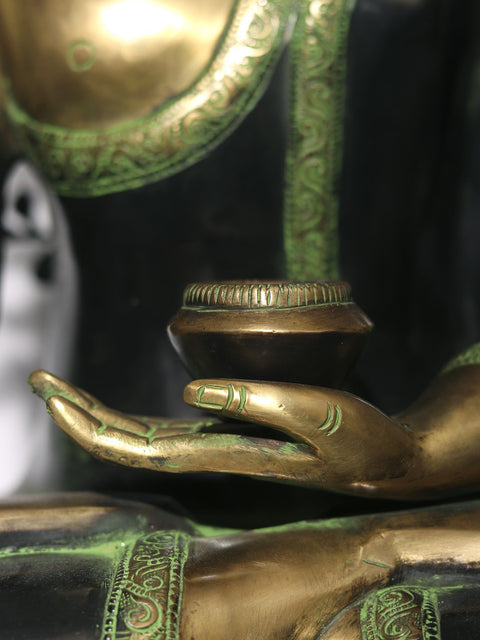 Fine Lord Buddha Preaching in the Backdrop of Bodhi Tree