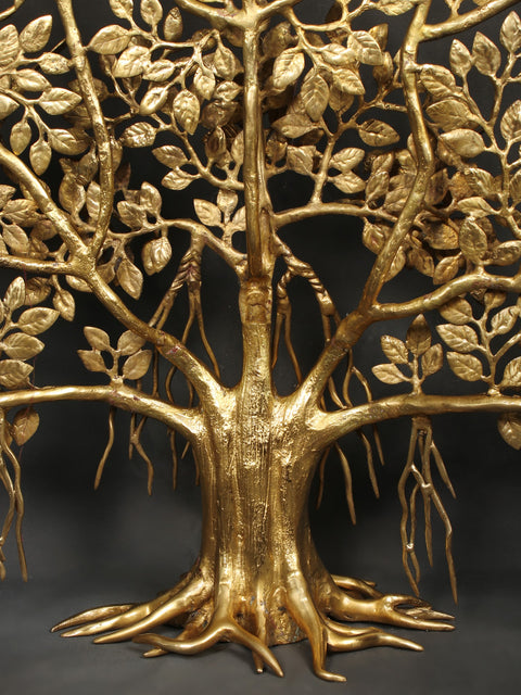 Stunning Tree with Perched Birds and Root Stand