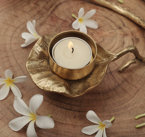 Elegant Brass Designer Leaf Candle Holder | Handmade | Home Decor | Decorative Object / Accents | Brass | Made In India