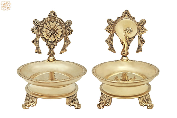 7" Handmade Brass Vaishnava Symbols Conch Chakra Wick Lamp Diya